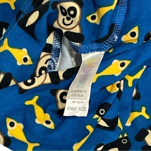 Lularoe Bear Fish OS Leggings NWOT - Picture 2 of 2